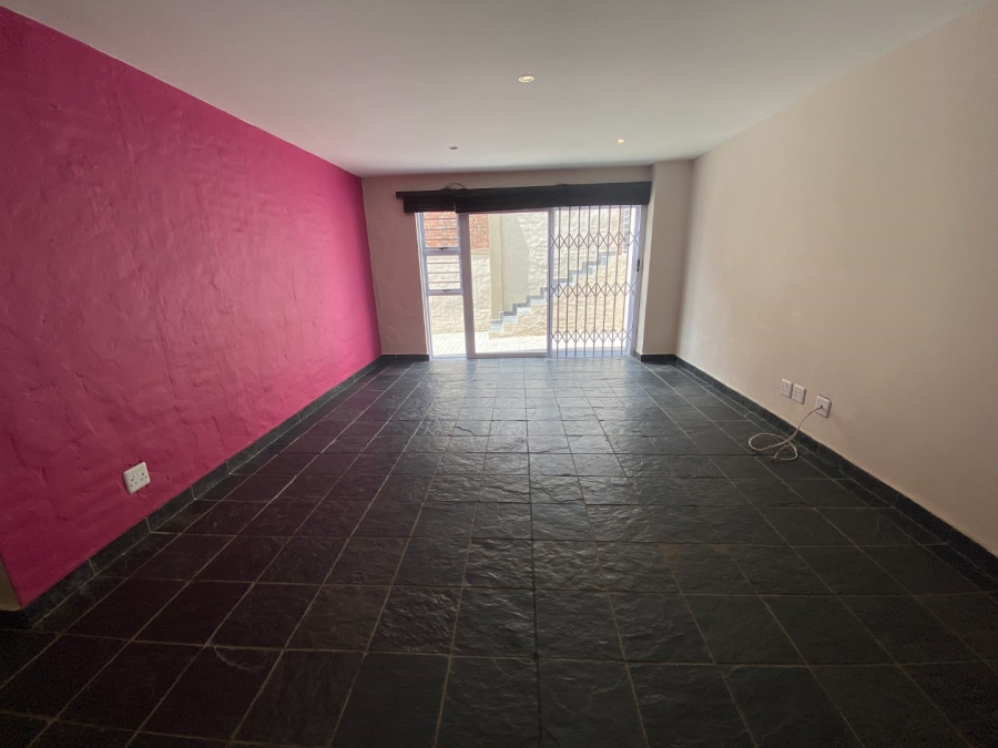 3 Bedroom Property for Sale in Reebok Western Cape